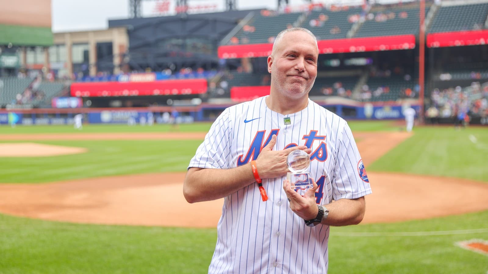 Joe Lewis at Mets Stadium